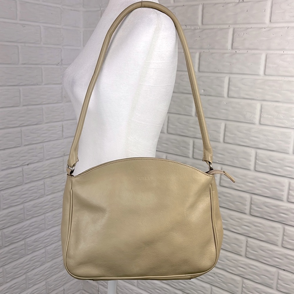 Furla Smooth Beige Leather Shoulder Bag